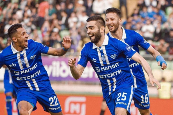 Динамо Мх &mdash; Урал &mdash; 2:0, обзор матча, видео, голы: Агаларов, Мрезиг, статистика, 23 мая 2026 года, чемпионат России, стыки РПЛ